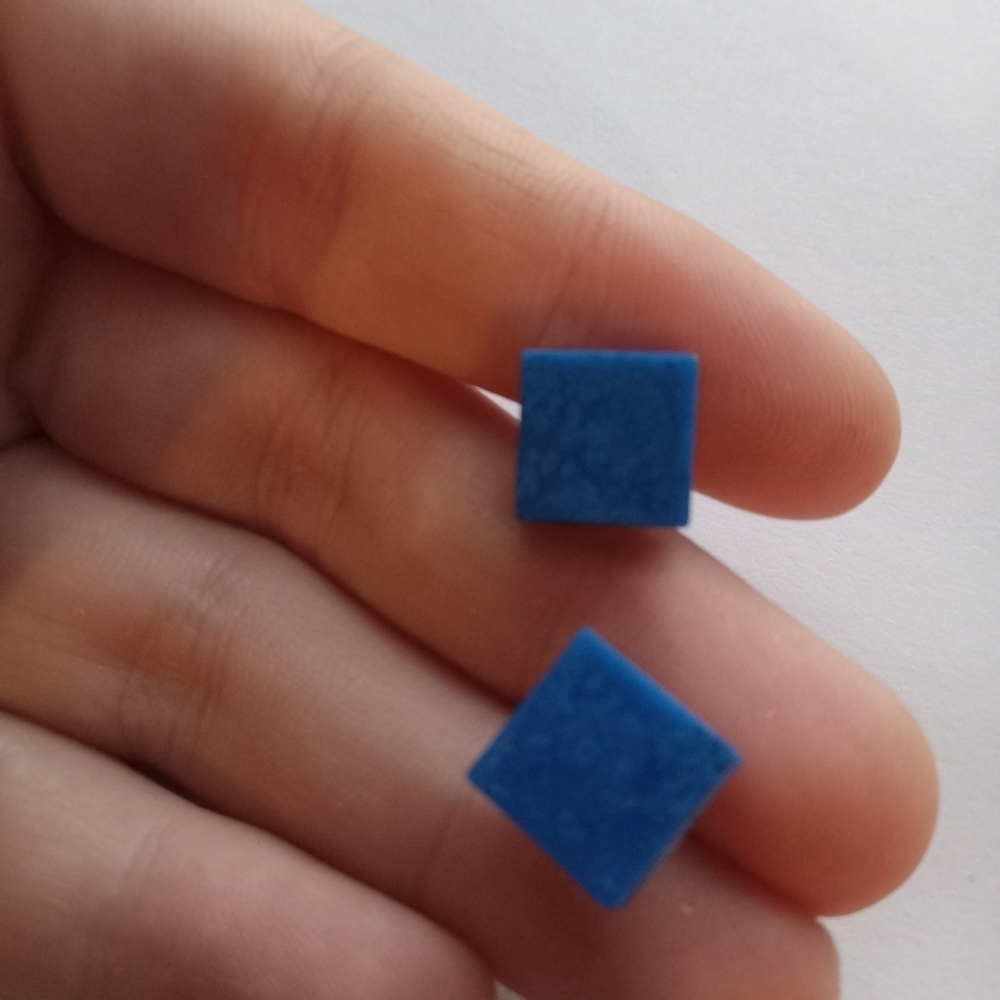 5/$25 Blue resin stud square earrings